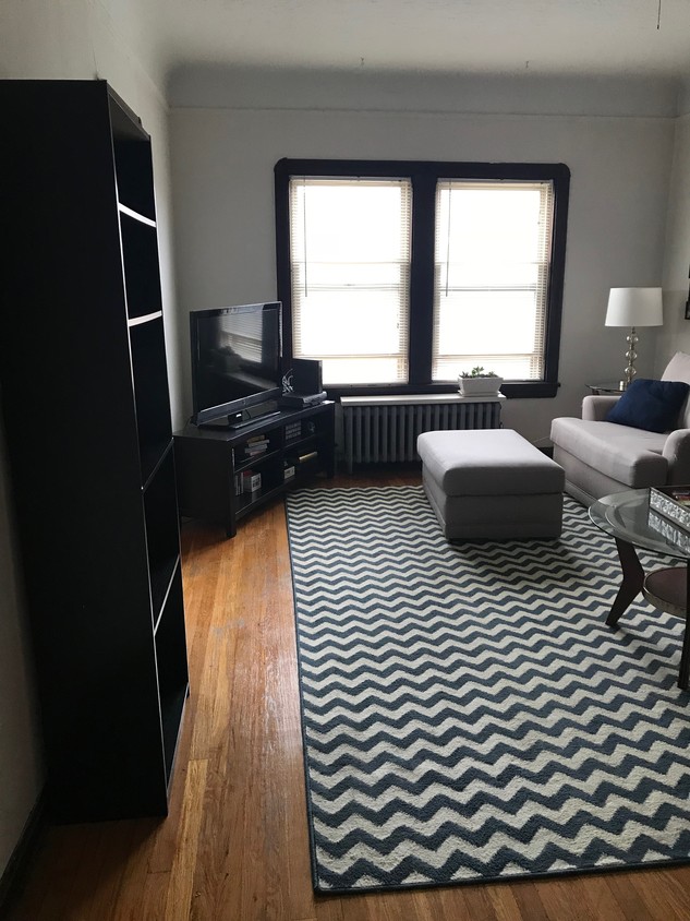 Foto principal - 1372 Bunts Rd