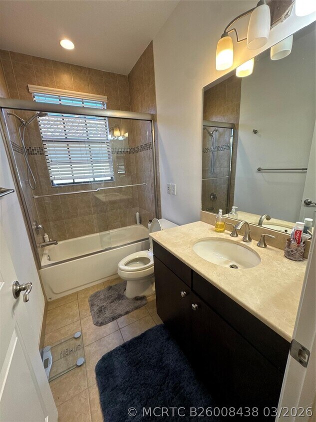 Building Photo - 127 Riverwalk Cir W