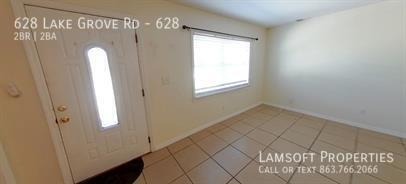 Foto del edificio - 628 Lake Dr W