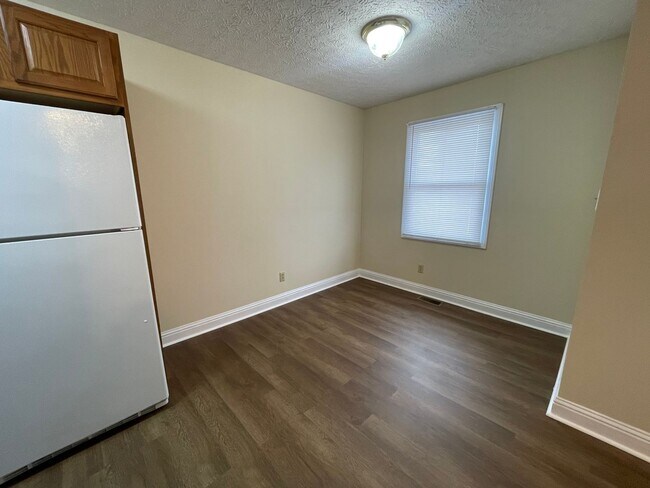 Foto del edificio - 3425 Legacy Run