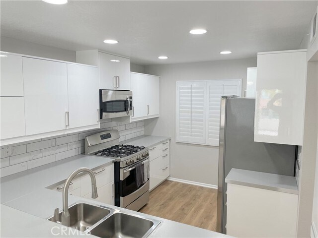 Building Photo - 296 Villa Point Dr