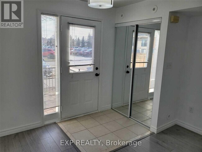 Building Photo - 4620-4620 Guildwood Way