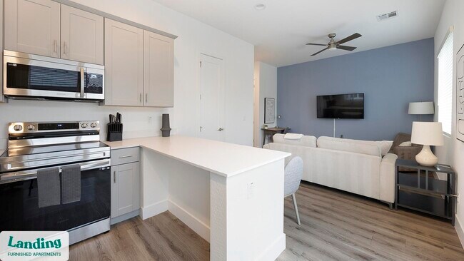 Foto del edificio - 8200 W Encanto Blvd