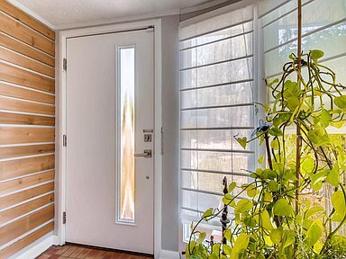 Foto del edificio - Single Family Home at 1901 Xenia St , Denver