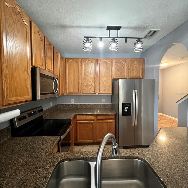 Building Photo - 253 Bexley Dr