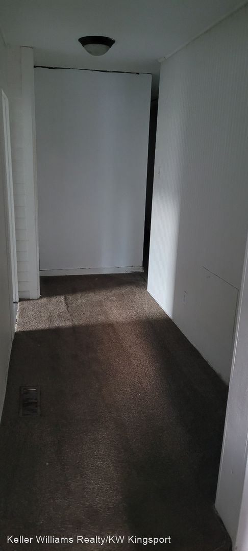 Building Photo - 2 br, 1 bath House - 1016 Windsor Ave Unit 2