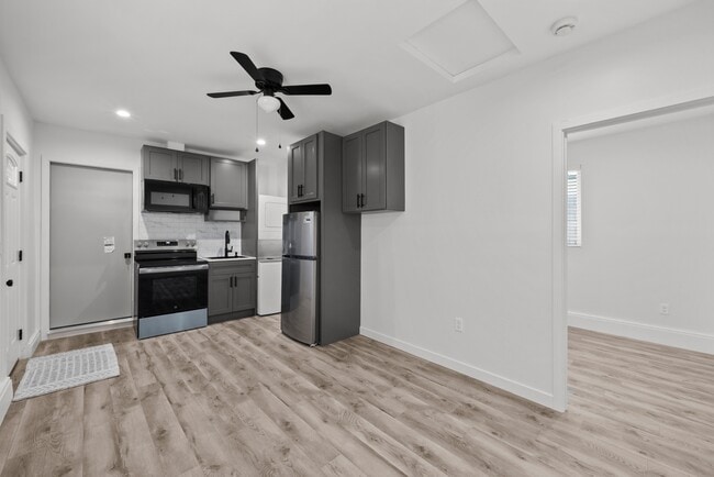 Building Photo - 27477 Pamplico Dr