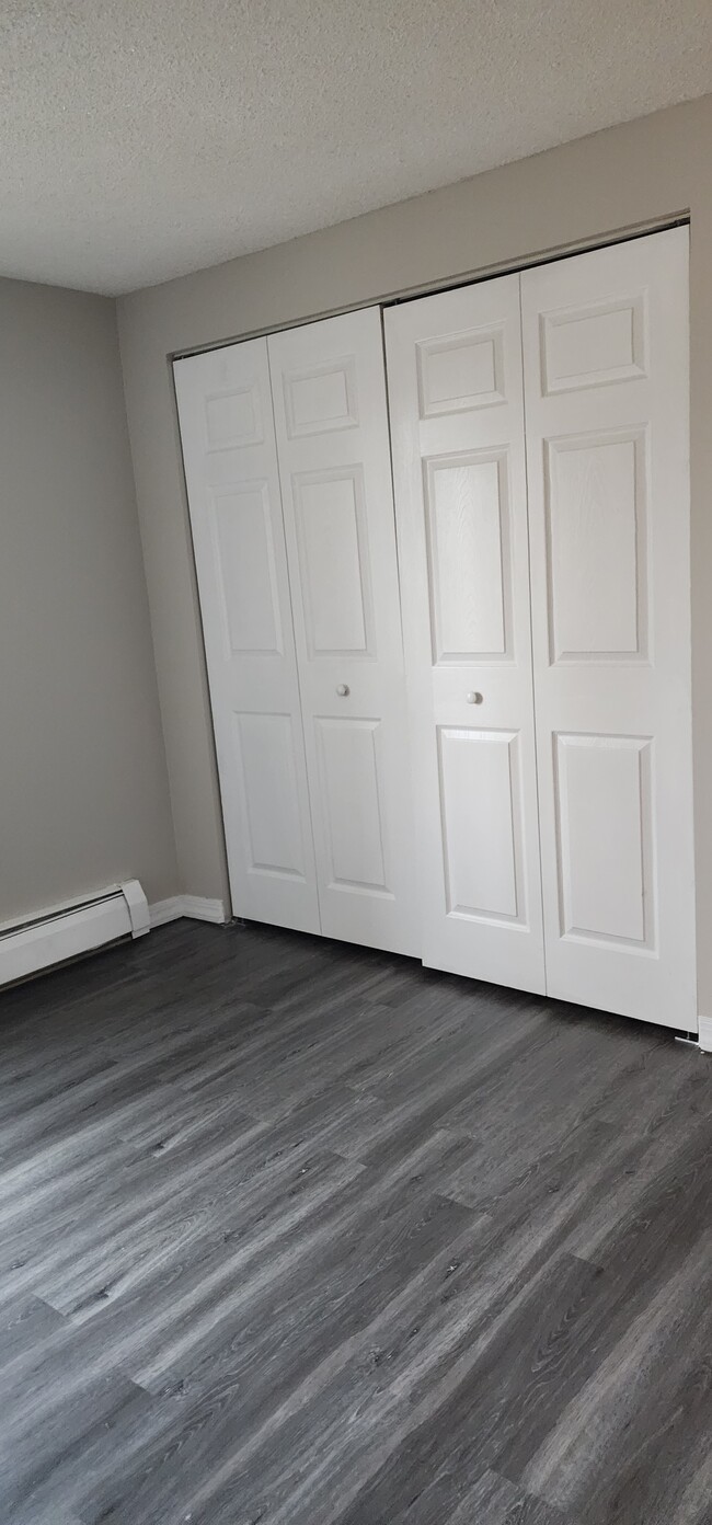 Building Photo - 40 Burgundy Hill Ln
