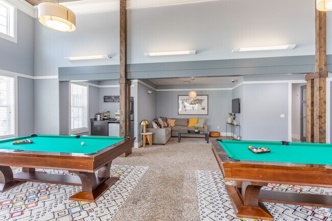 Clubroom - The Nest at 4955 Apartments