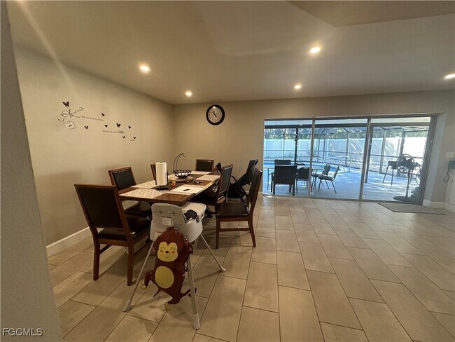 Foto del edificio - 2330 SE 8th Terrace