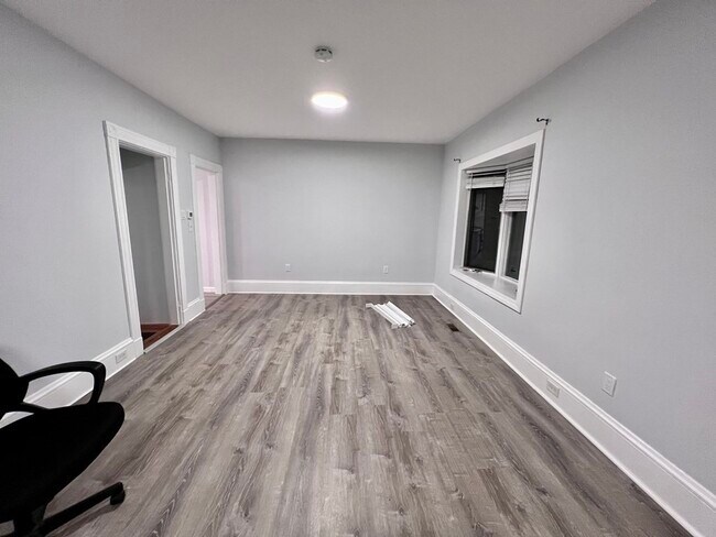 Foto del edificio - 88 Elmwood Ave