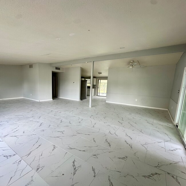 Foto del edificio - 2175 Conway Blvd
