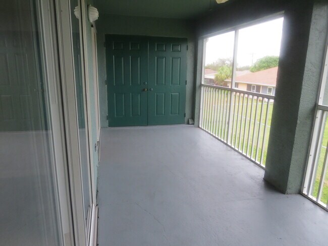 Terraza - 514 Northeast 24th Place