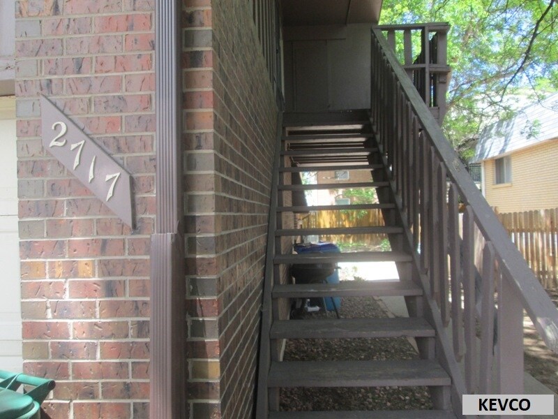 Primary Photo - 2717 Stanford Rd