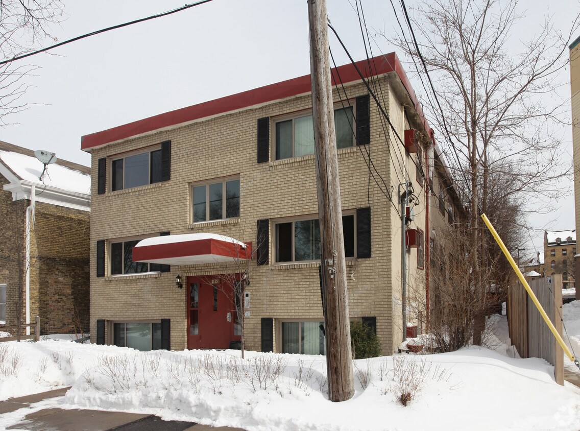Building Photo - 1115 Main St NE