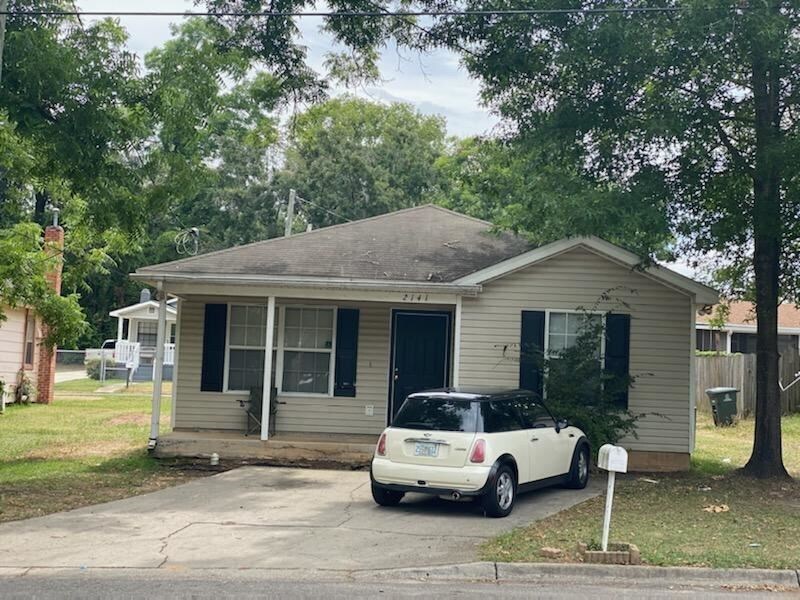 Foto principal - 2141 Holton St