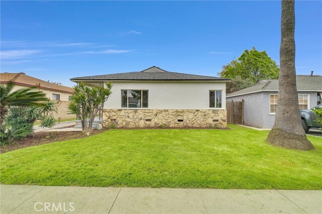 Foto principal - 14820 Ibex Ave