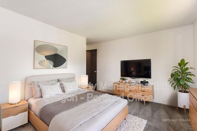Foto del edificio - 14202 NE Sandy Blvd