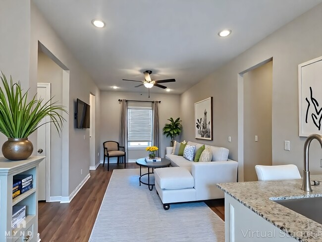 Building Photo - 421 Citation St