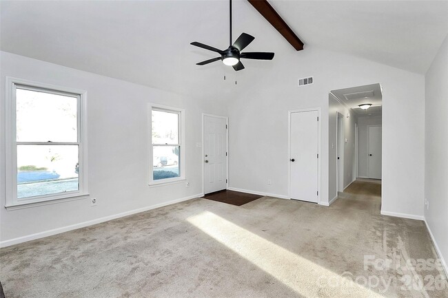 Foto del edificio - 1311 Hathshire Dr