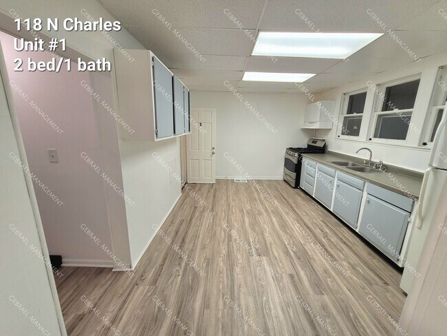 Foto del edificio - 118 N Charles St