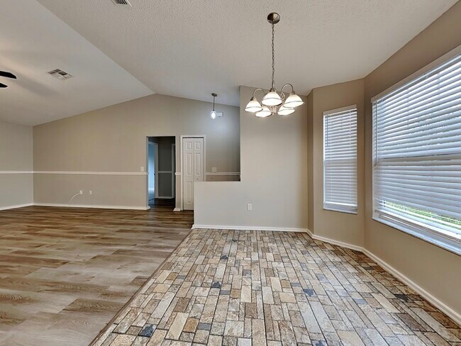 Building Photo - 12037 Cavern Rd
