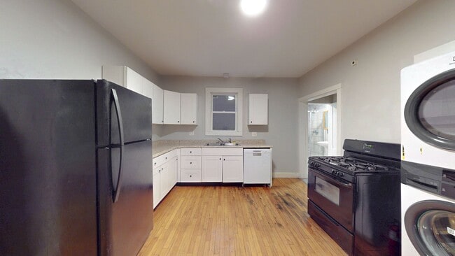 Photo - 117 Ashmont St Apartment