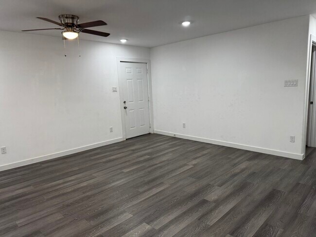 Foto del edificio - 9403 Madera Rd