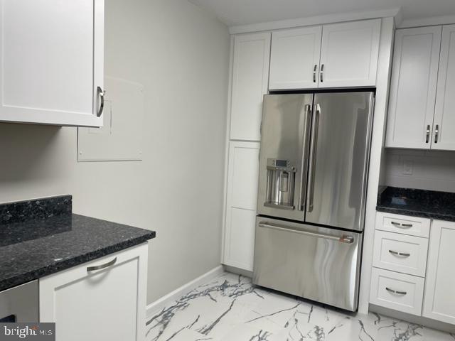 Foto del edificio - 205 Yoakum Pkwy