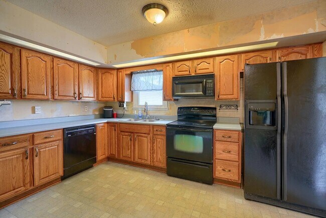 Foto del edificio - 4343 Jermoore Rd