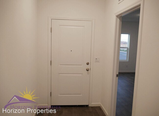 Building Photo - 4 br, 3 bath House - 1100 Cedar Drive