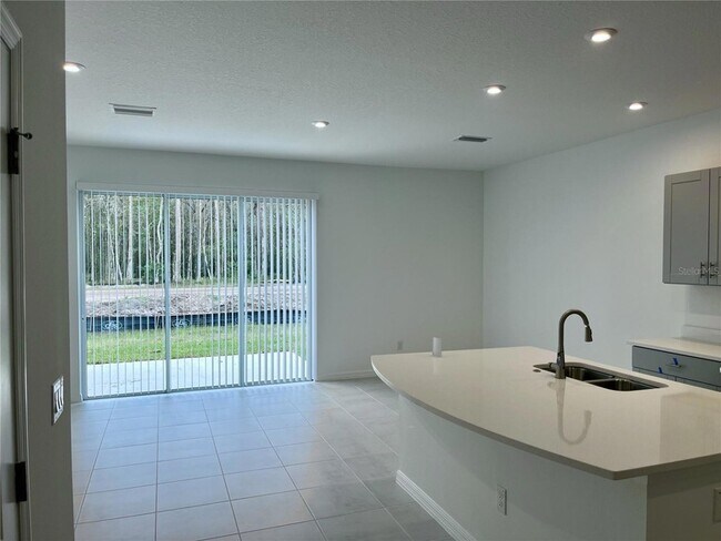 Foto del edificio - 34142 Polacca Ln