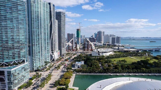 Foto del edificio - 253 NE 2nd St