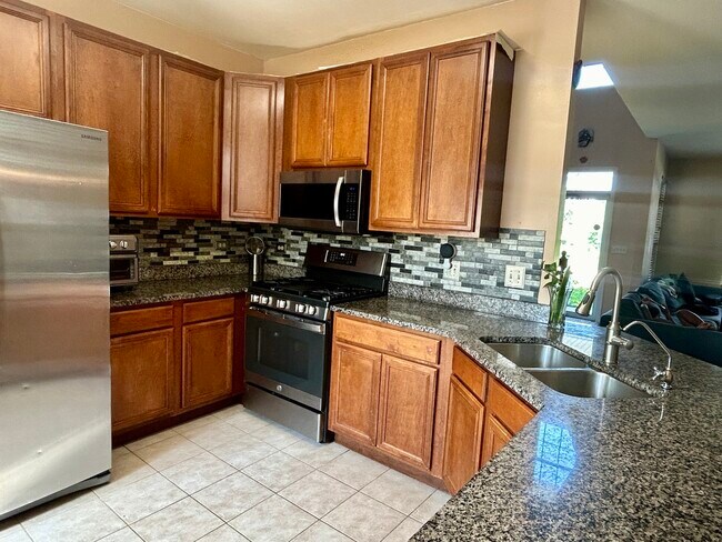 Building Photo - 1410 Brownstone Pl