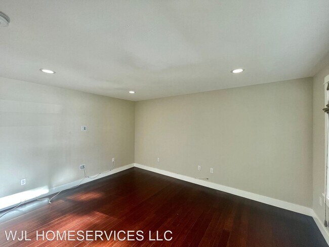 Foto del edificio - 3 br, 3 bath House - 12654 NE 80th St