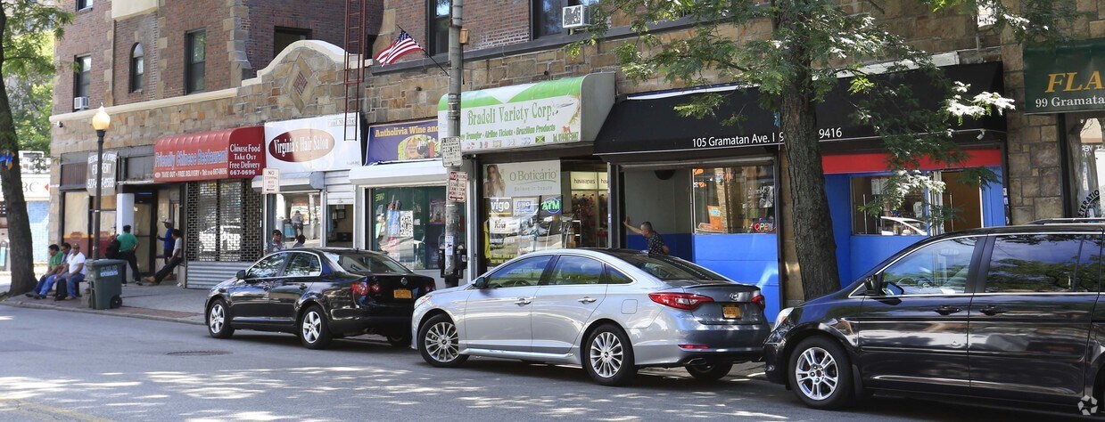 street level - 6 E Sidney Ave