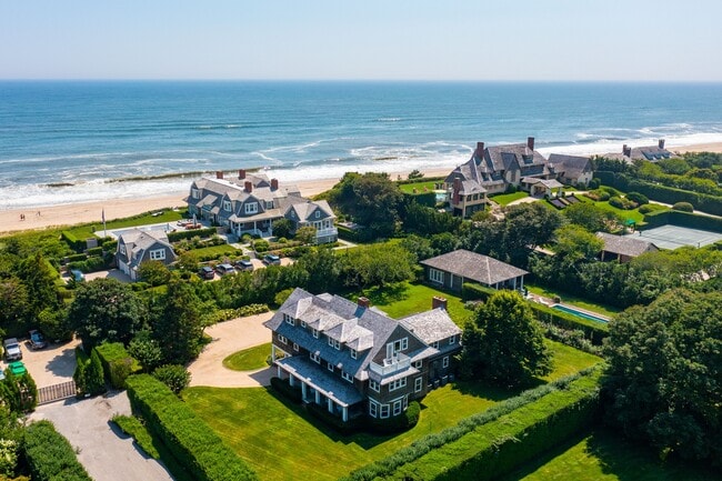 Foto del edificio - 16 Drew Ln