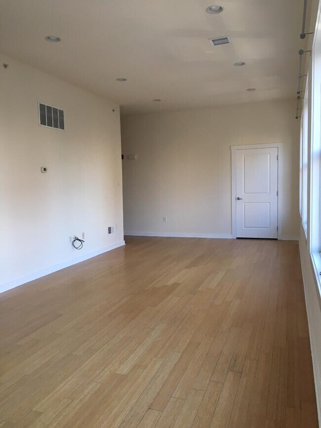 Foto del edificio - 2146 E Susquehanna Ave