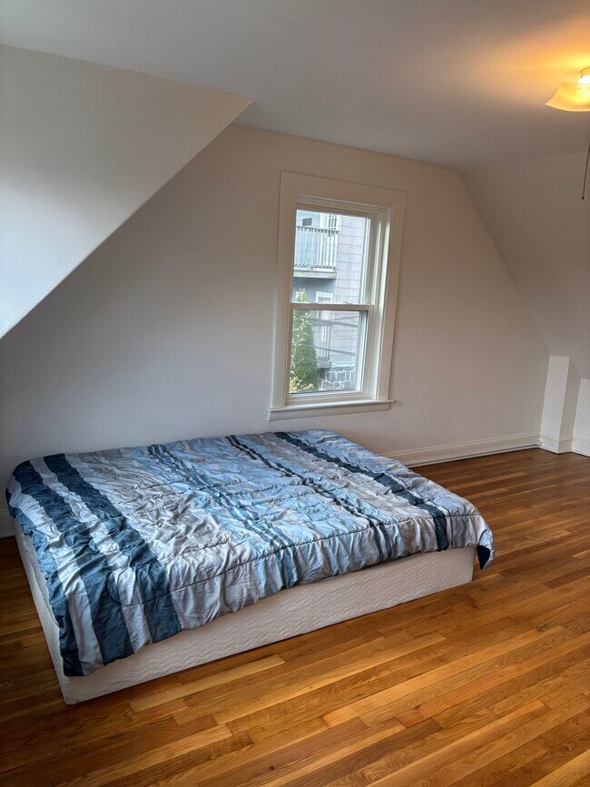 Dormitorio principal - 104R Homes Ave