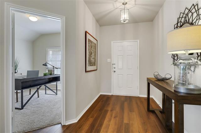 Foto del edificio - 801 Golden Bear Ln