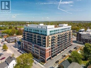 Building Photo - 652 Princess St