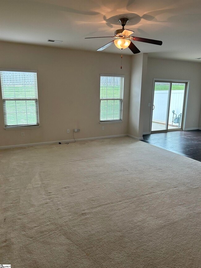 Building Photo - 129 Middleby Way
