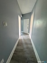 Building Photo - 283 Wethersfield Ave