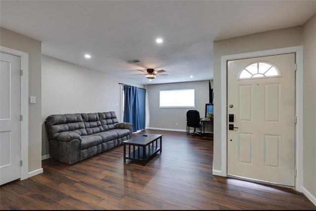 Foto del edificio - 716 E Pecan St
