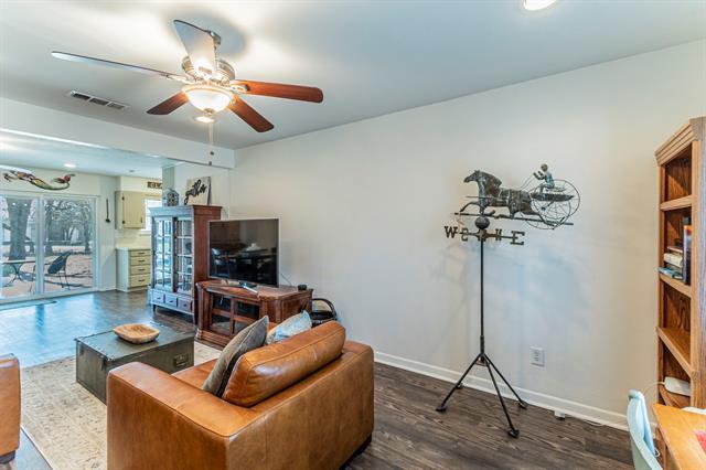 Foto del edificio - 708 N Stewart St