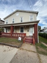 Building Photo - 235-237 Richards St