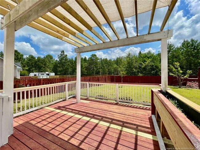 Foto del edificio - 4113 Redspire Ln