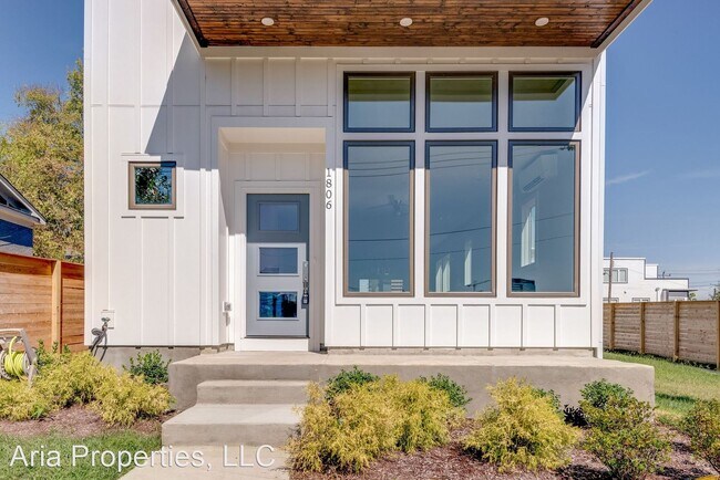 Building Photo - 3 br, 3.5 bath House - 1806 Pearl St.