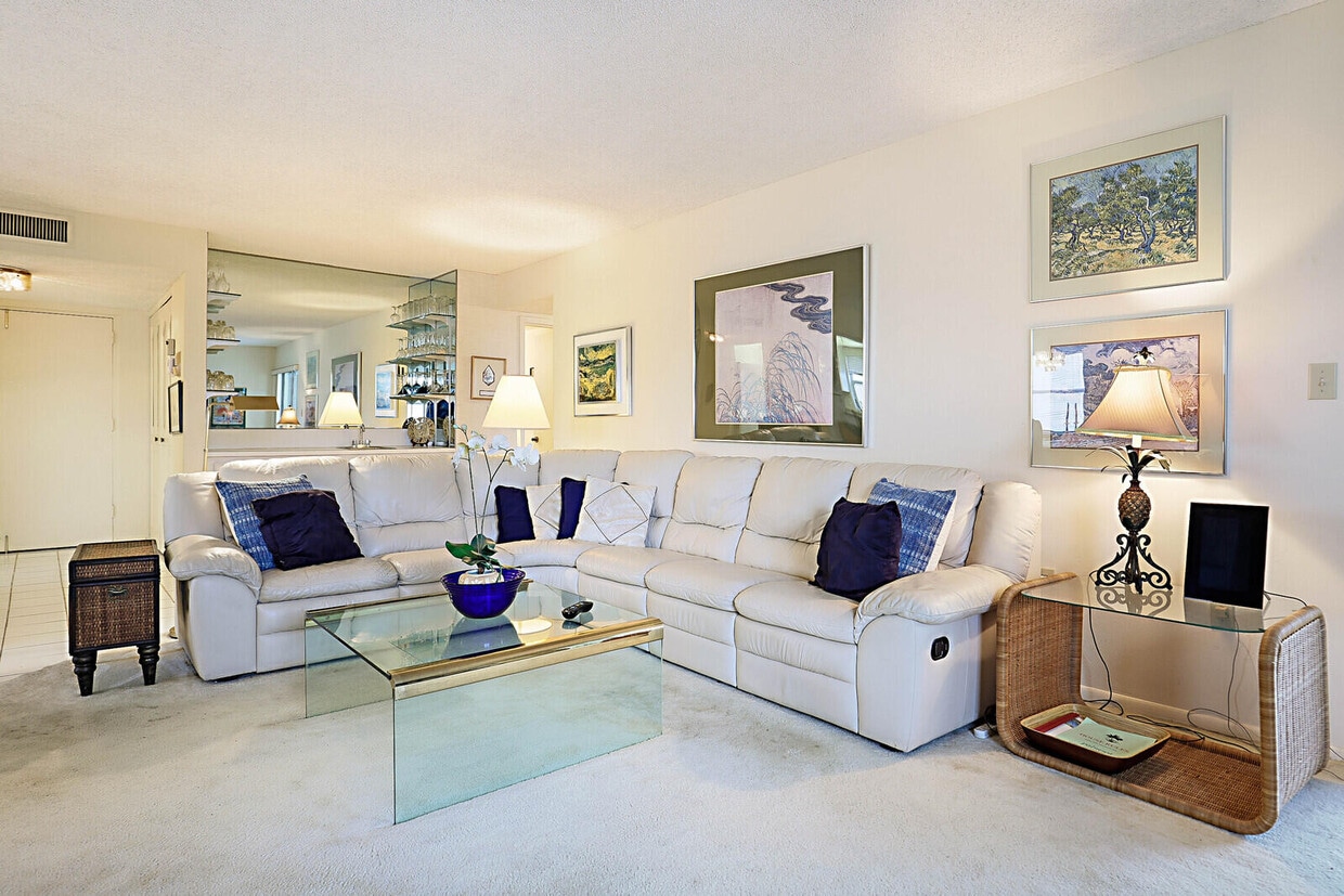 Foto principal - 3520 S Ocean Blvd