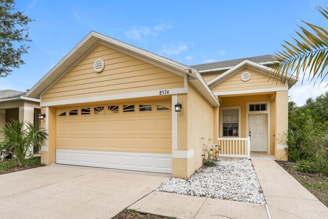 Foto del edificio - 8574 Deer Chase Dr